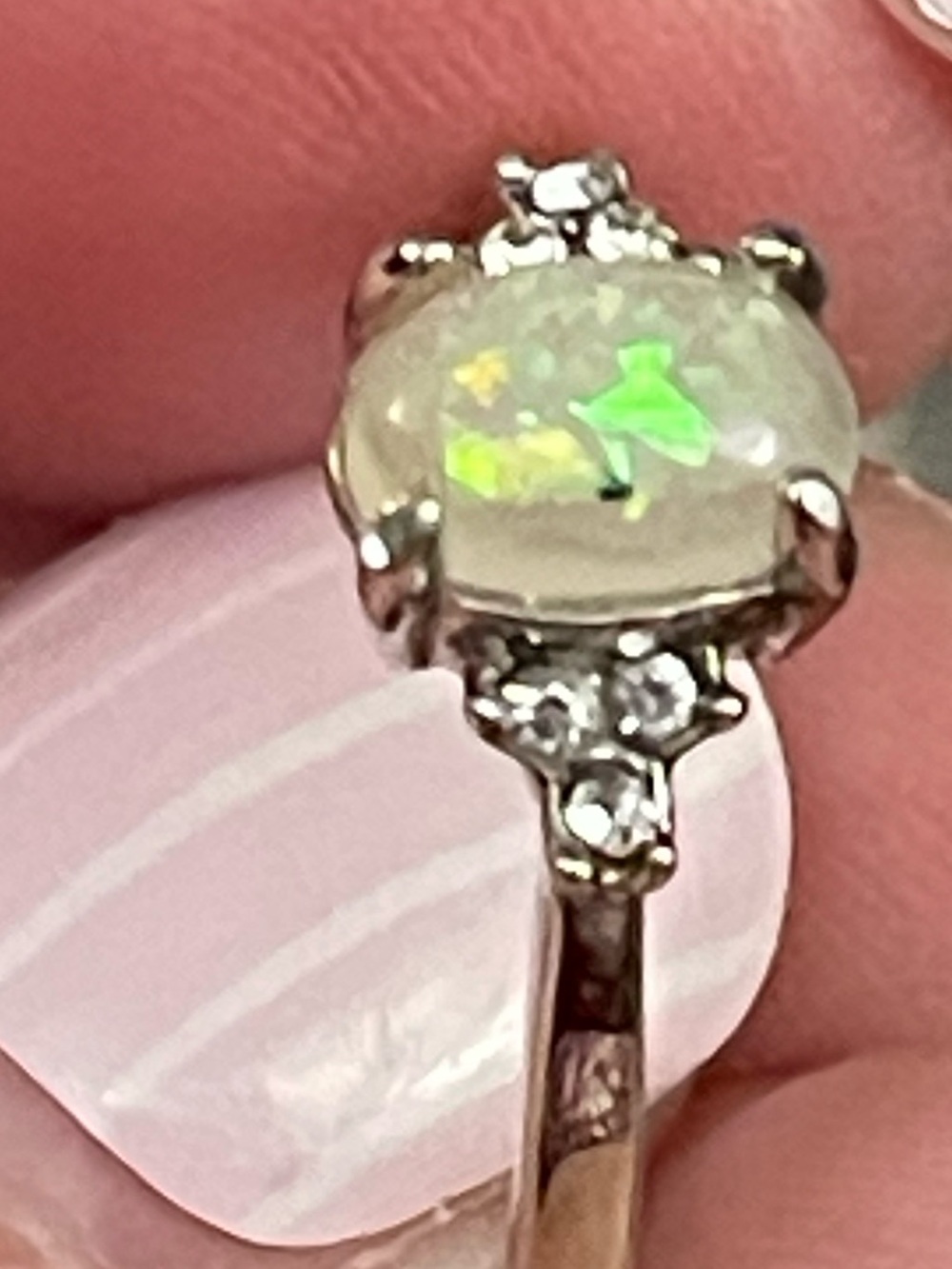 Lab opal size 7 Ring - Picture 2 of 5